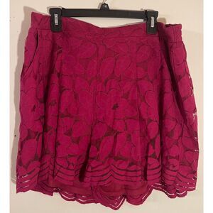 Torrid Magenta Floral‎ Lace Shorts with Scalloped Hem Plus Size 2